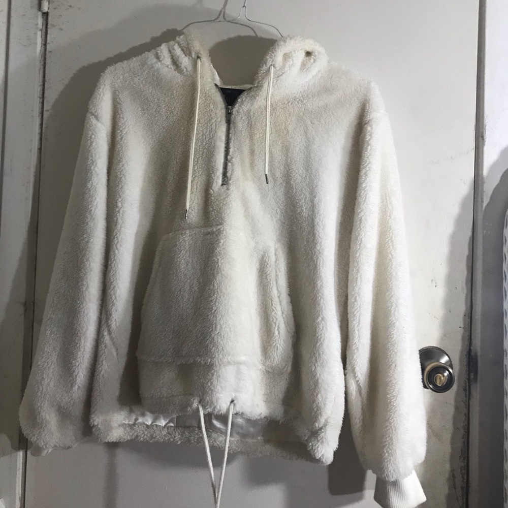 Fluffy half zip pull over